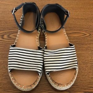 OLD NAVY ESPADRILLE (7)